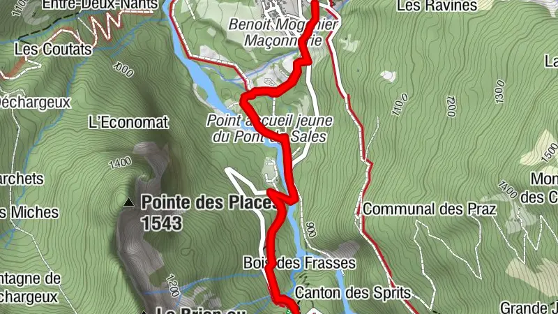 Walking itinerary: Rouget waterfall