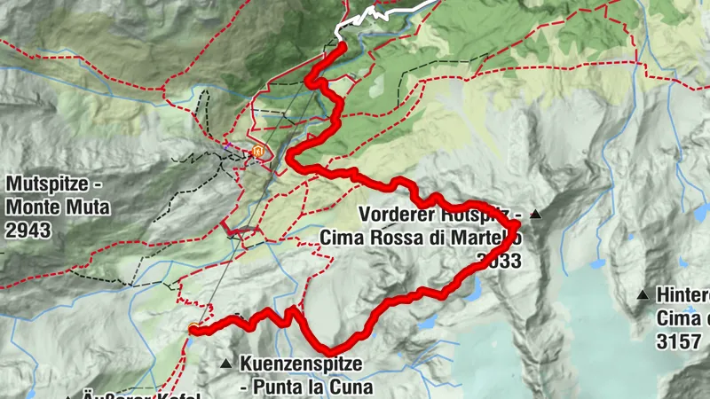 Martellerhütte unterhalb gipfel vorbei
